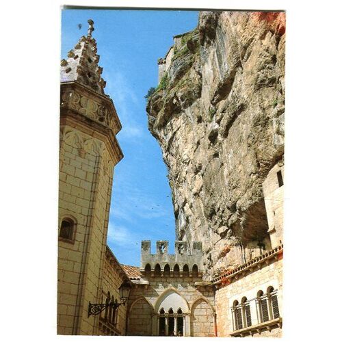 Carte Postale - Le Parvis Notre-Dame Et La Falaise - Rocamadour - Lot - 46