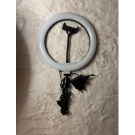 Ring light qui marche parfaitement. 