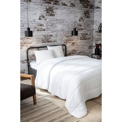 Couette Tempérée 220 X 240 Cm Polyester Blanc