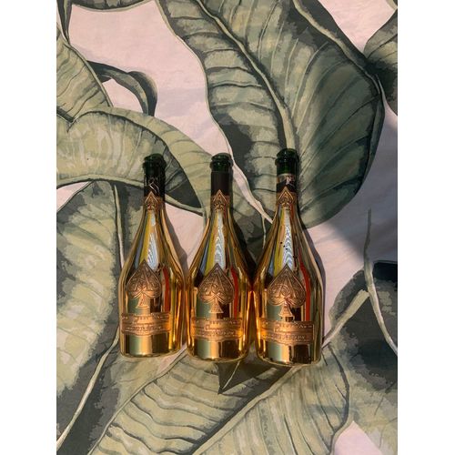 Bouteilles Armand De Brigniac Vides 