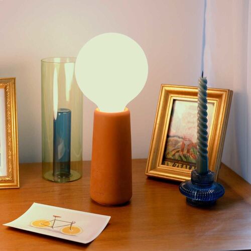 Lampe À Poser Béton Terracotta Avec Ampoule Effet Porcelaine
