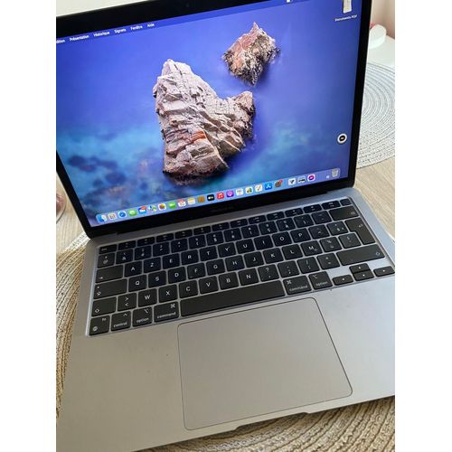 Apple MacBook Air 2021 13.3" M1 - Ram 8 Go - DD 256 Go