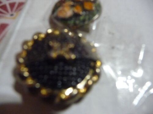 Couture 1o 1 Gros Boutons Or Noir Diam 28