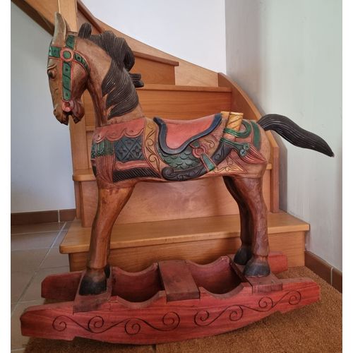 Cheval À Bascule En Bois