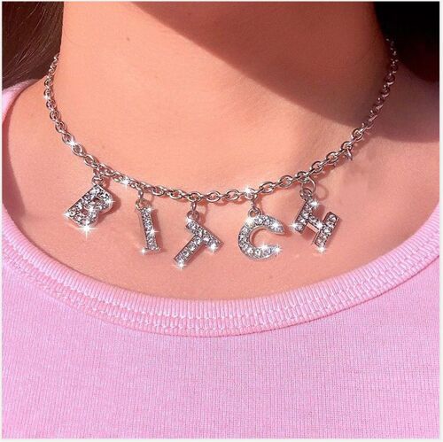 Collier Pendentif Lettre Anglaise Pour Femme Avec Diamants - Miwi-333