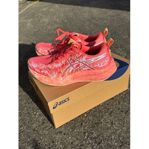 Chaussures Running Asics Noosa Tri 16 T. 39,5 - 39 1/2