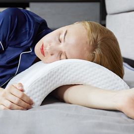 Arc En Forme De U Incurvé De Sommeil De Mousse De Mémoire De Cou Oreiller Repose-Bras Anti-Pression Literie Oreiller Pour Couple Dormeurs Latéraux