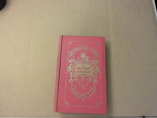 Une Aviatrice De Douze Ans