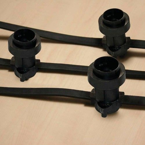Guirlande B22 à équiper 9m - câble noir - 230V - IP44 - 140 douilles 50M FESTILIGHT