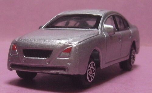 Petite Voiture Berline Gris Métallisé - Référence C3