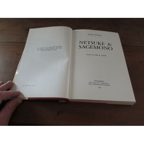 Netsuké Et Sagemono Alain Ducros Préface De Neil K Davey Takaramono 1978