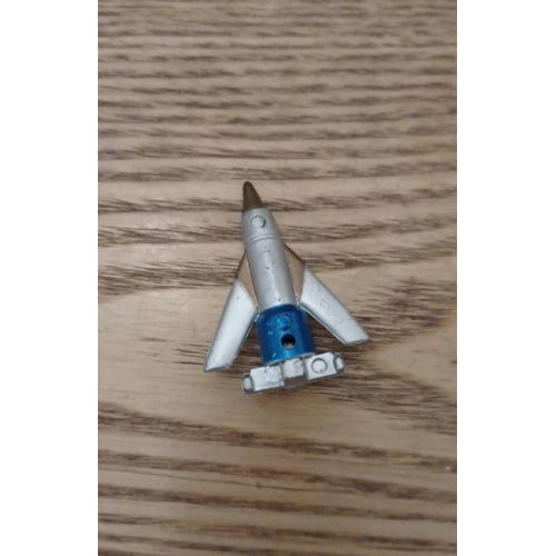 Fusée Outer Space Men Robot Star Attack