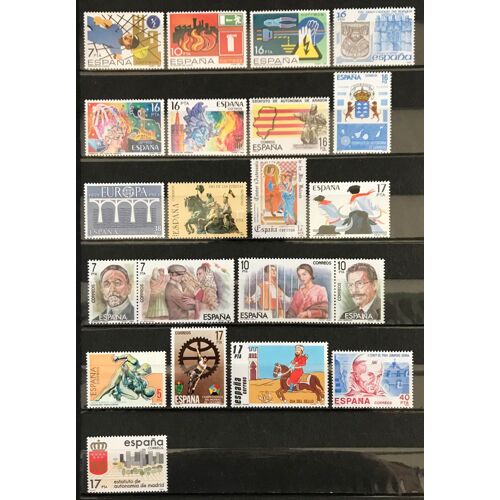Lot De 21 Timbres Neufs** Espagne 1984