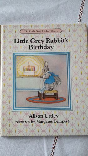Little Grey Rabbit's Birthday (The Little Grey Rabbit Library)