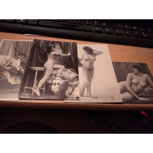 4 Cartes De Femmes Nues, Érotiques, Reproduction Des Années 1900