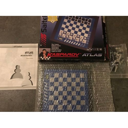 Très Beau Ancien Jeu D Échecs Saitek Atlas Kasparov