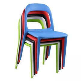 Lot De 4 Chaises En Plastique Rouge