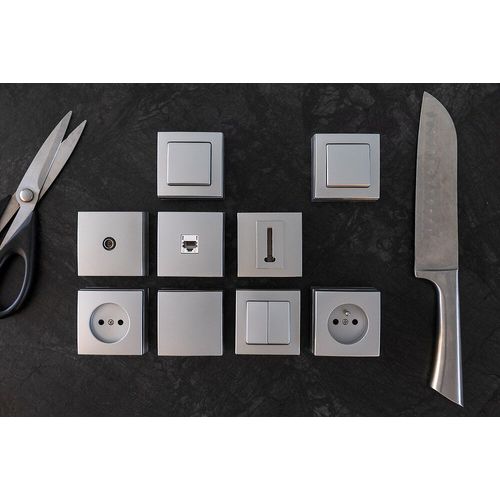 Prise TEL. 8Plots saillie Chrome