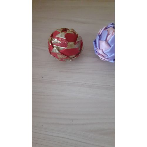 boules décoration festive