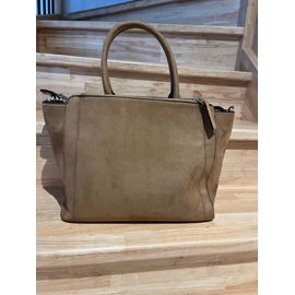 s sac à main Â« Parfois Â» en nubuck caramel 1 poche centrale + 1 poche sur le devant + 1 poche sur l'arrière