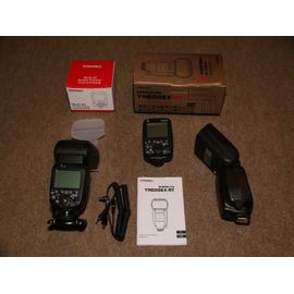 ensemble flashs sans fils YONGNUO SPEEDLITE YN600EX et transmetteur  pour CANON EOS