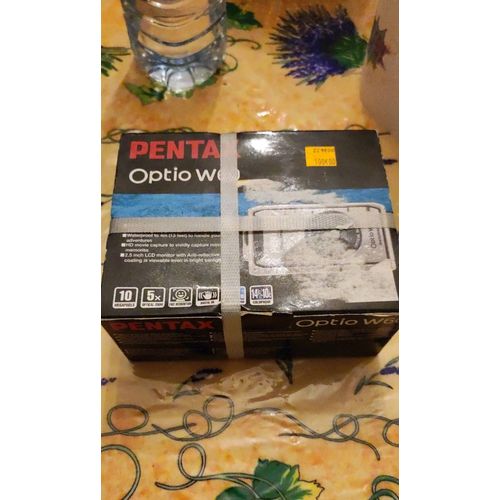 Appareil photo Compact compact - 10.0 MP - 720 p - 5x zoom optique - sous-marin jusqu'à 4 m - argent