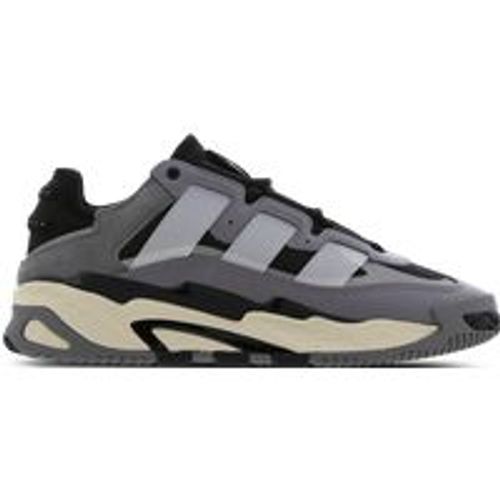 Chaussures De Basketball Adidas Niteball