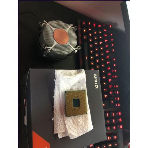 AMD Ryzen 5 1500X 3.5-3.7 GHz AM4 Quad-Core CPU