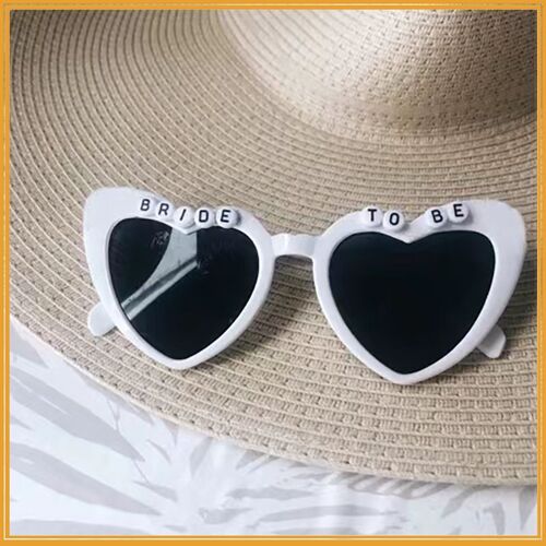 Lunettes de soleil \""Bride to be\"" pour future mariée, décoration de mariage, plage, équipe de demoiselles d'honneur, douche de patients, accessoires photo, enterrement de vie de garçon, été