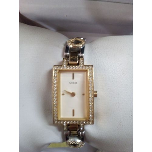 Montre Thierry Mugler Modèle 4716402