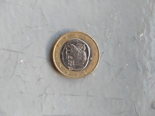 Bonjour À Tous Je Vends Une Pièce Très Très Rare En Très Bonne État Représentant La Pièce De 1 Euro Rare Grecque : Le Hibou De Minerve Pour Tout Renseignement Veuillez Contacter 0766851389
