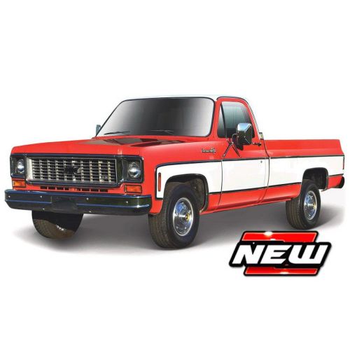 Véhicules miniatures Die Cast 1/18 CHEVROLET C10 CHEYENNE SUPER 1974 - Rouge et Blanche