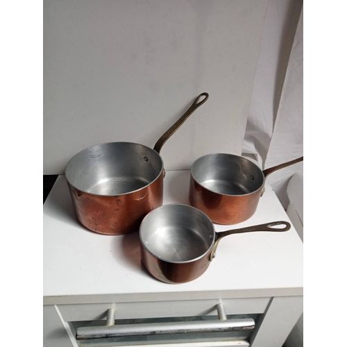 Lot De 3 Casseroles Alimentaire En Cuivre Manche Laiton 650gr, Exellent État
