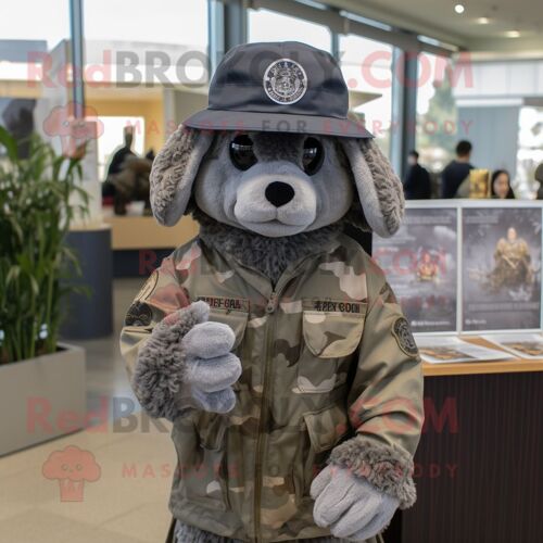 Personnage De Costume De Mascotte Redbrokoly De Navy Seal Gris Habillé Avec Un Chemisier Et Des Chapeaux