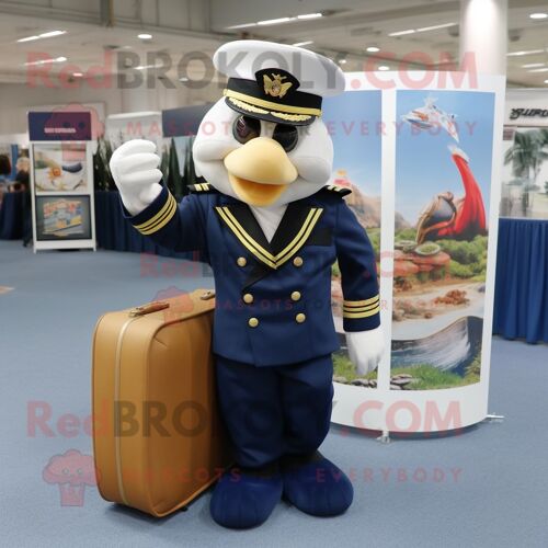 Personnage De Costume De Mascotte Redbrokoly De Chef De La Marine Habillé D'un T-Shirt Polo Et De Porte-Documents