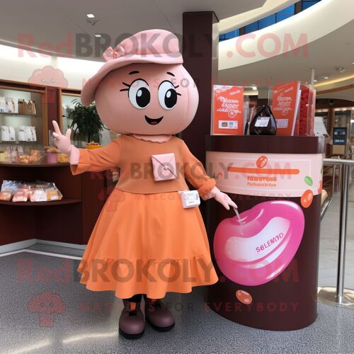 Personnage De Costume De Mascotte Redbrokoly Peach Chocolate Bar Habillé D'une Culotte Et De Sacs À Main
