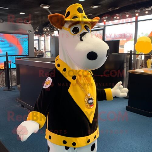 Personnage De Costume De Mascotte Redbrokoly De Vache De Guernesey Jaune Habillé D'un Smoking Et De Bracelets