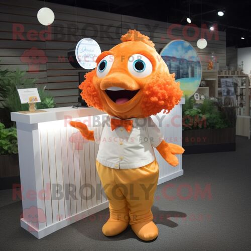 Personnage De Costume De Mascotte Redbrokoly De Poisson Rouge Orange Habillé D'une Chemise Boutonnée Et De Boucles D'oreilles
