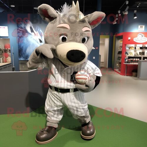 Personnage De Costume De Mascotte Redbrokoly De Sanglier Argenté Habillé D'un Tee-Shirt De Baseball Et De Porte-Clés