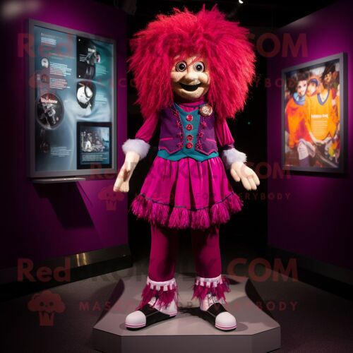Personnage De Costume De Mascotte Redbrokoly Magenta Irish Dancing Shoes Habillé Avec Un Gilet Et Des Pinces À Cheveux