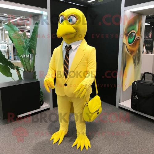 Personnage De Costume De Mascotte Redbrokoly De Perroquet Jaune Citron Habillé D'une Veste De Costume Et De Sacs Messenger