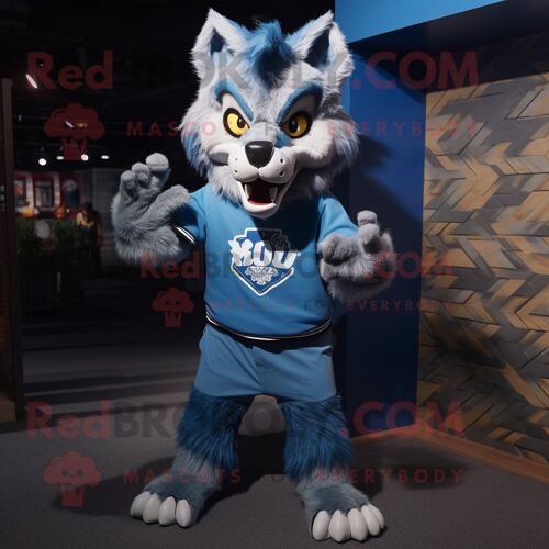 Mascotte Redbrokoly De Personnage De Loup-Garou Bleu Habillé D'un Sweat-Shirt Et De Bretelles