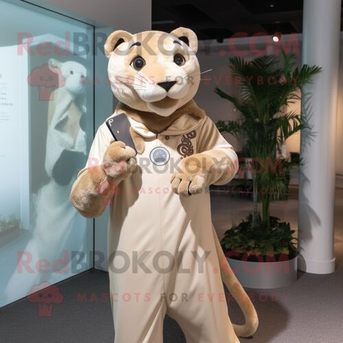 Mascotte Redbrokoly De Personnage De Panthère Beige Vêtue D'une Robe Fourreau Et D'écharpes