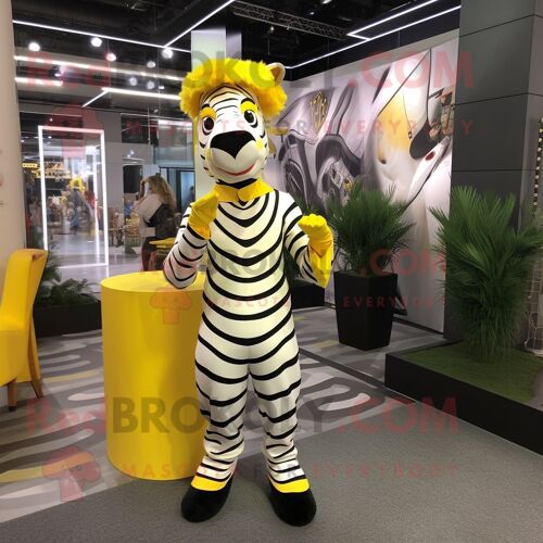 Personnage De Costume De Mascotte Redbrokoly De Zèbre Jaune Habillé D'un Costume Et De Bracelets De Cheville