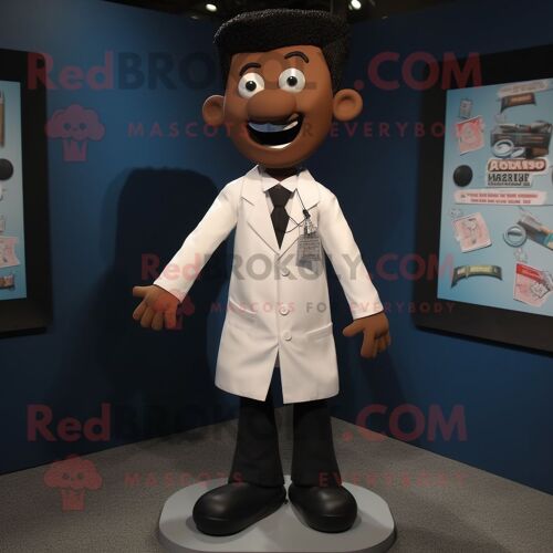 Personnage De Costume De Mascotte Redbrokoly De Docteur Noir Habillé D'une Chemise Habillée Et D'épingles À Cravate