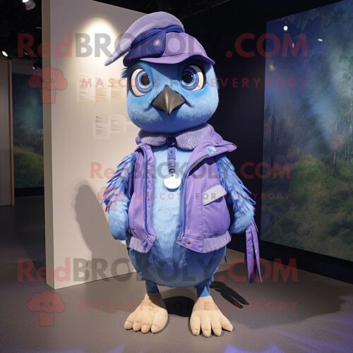 Personnage De Costume De Mascotte Redbrokoly De Geai Bleu Lavande Habillé D'une Parka Et De Broches