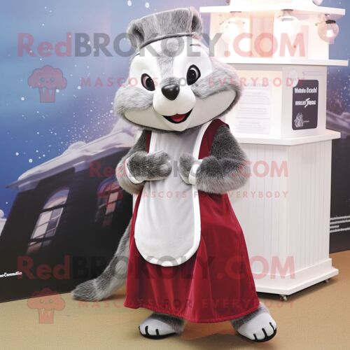 Personnage De Costume De Mascotte Redbrokoly Silver Badger Habillé D'une Jupe Trapèze Et De Bonnets