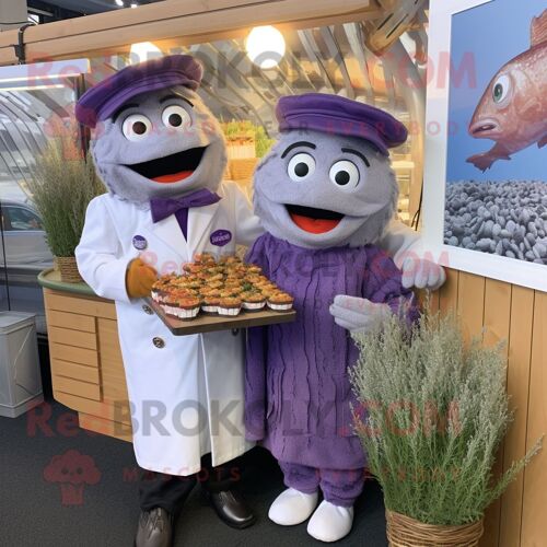Personnage De Costume De Mascotte Redbrokoly Lavender Fish And Chips Habillé D'une Chemise Henley Et De Bérets