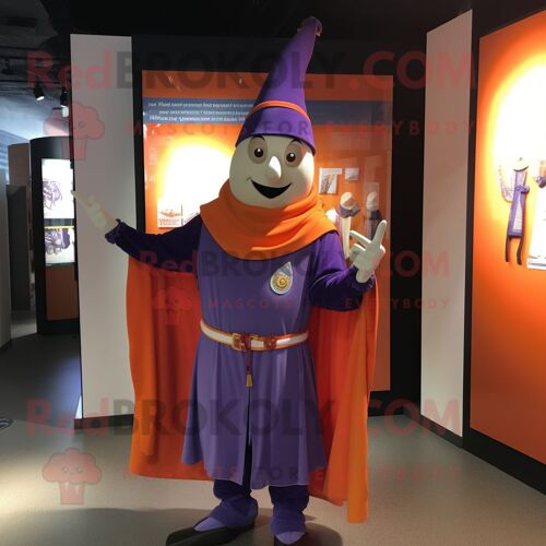 Personnage De Costume De Mascotte Redbrokoly De La Garde Suisse Lavande Habillé D'un T-Shirt À Manches Longues Et De Châles