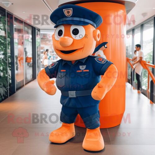 Personnage De Costume De Mascotte Redbrokoly De Soldat De La Marine Orange Habillé D'un Short En Jean Et De Coussinets Pour Les Pieds
